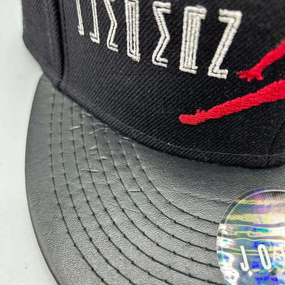 Air Jordan True J11 Hat Men 7 Black Embroidered Jumpman Fitted Cap